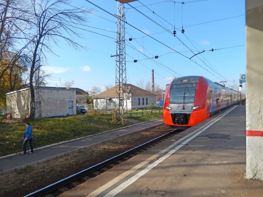 Скоростной поезд в Дрезне